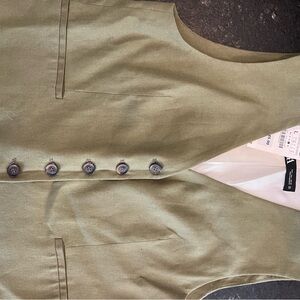 Zara lined vest. Nwt. Size large.